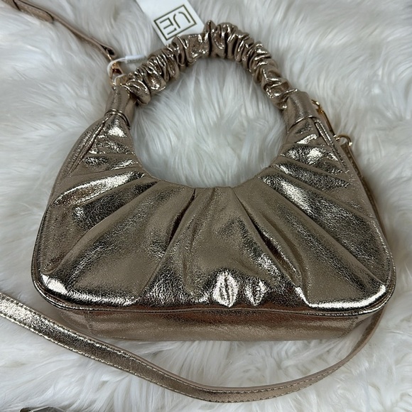 Urban Expressions Gold Stormi Crossbody Clutch Purse NWT - Picture 9 of 15